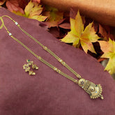 Elegant long necklace and earrings set
